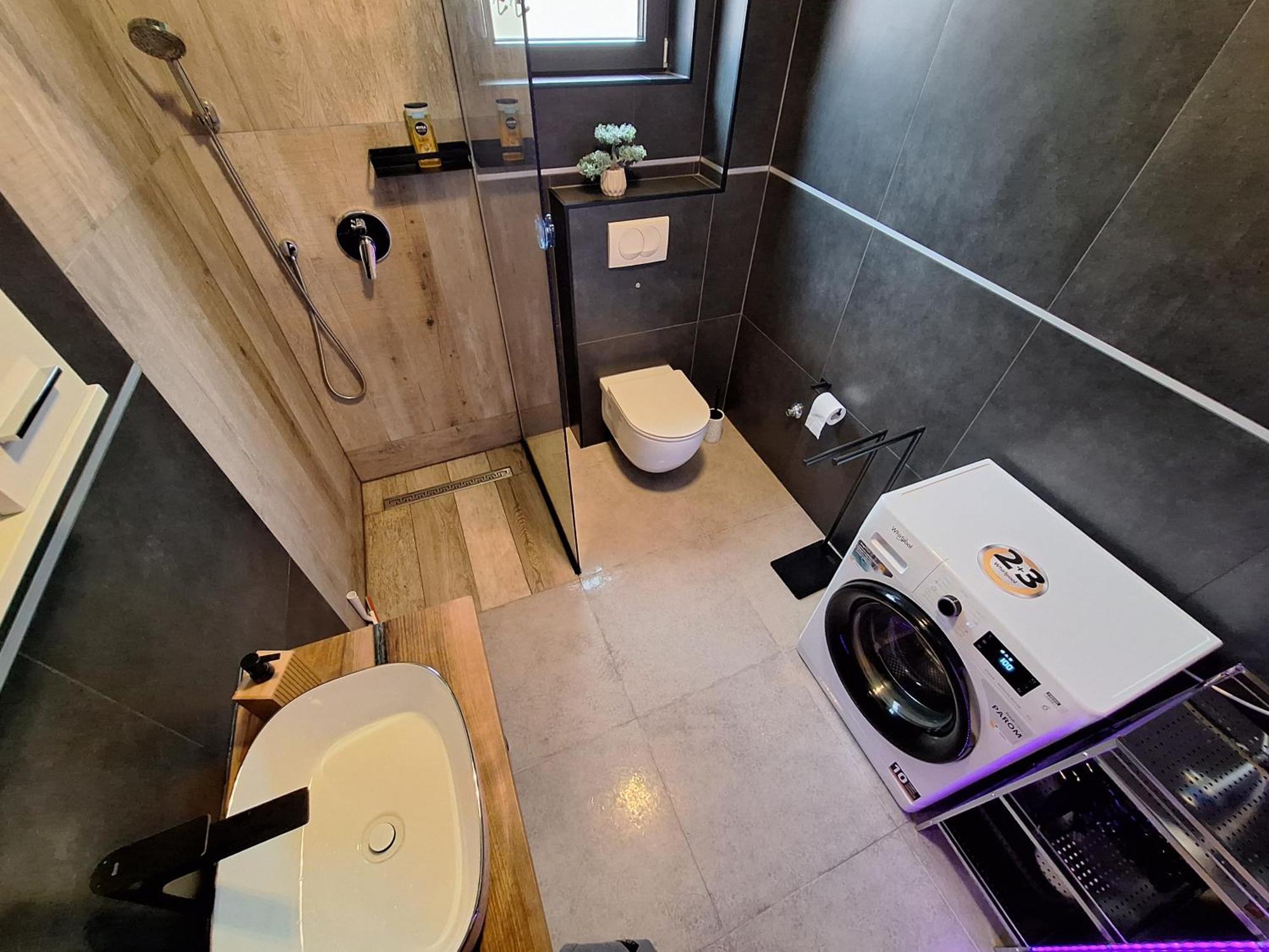 Spacious Modern Apartment Биоград на Мору Екстериор снимка
