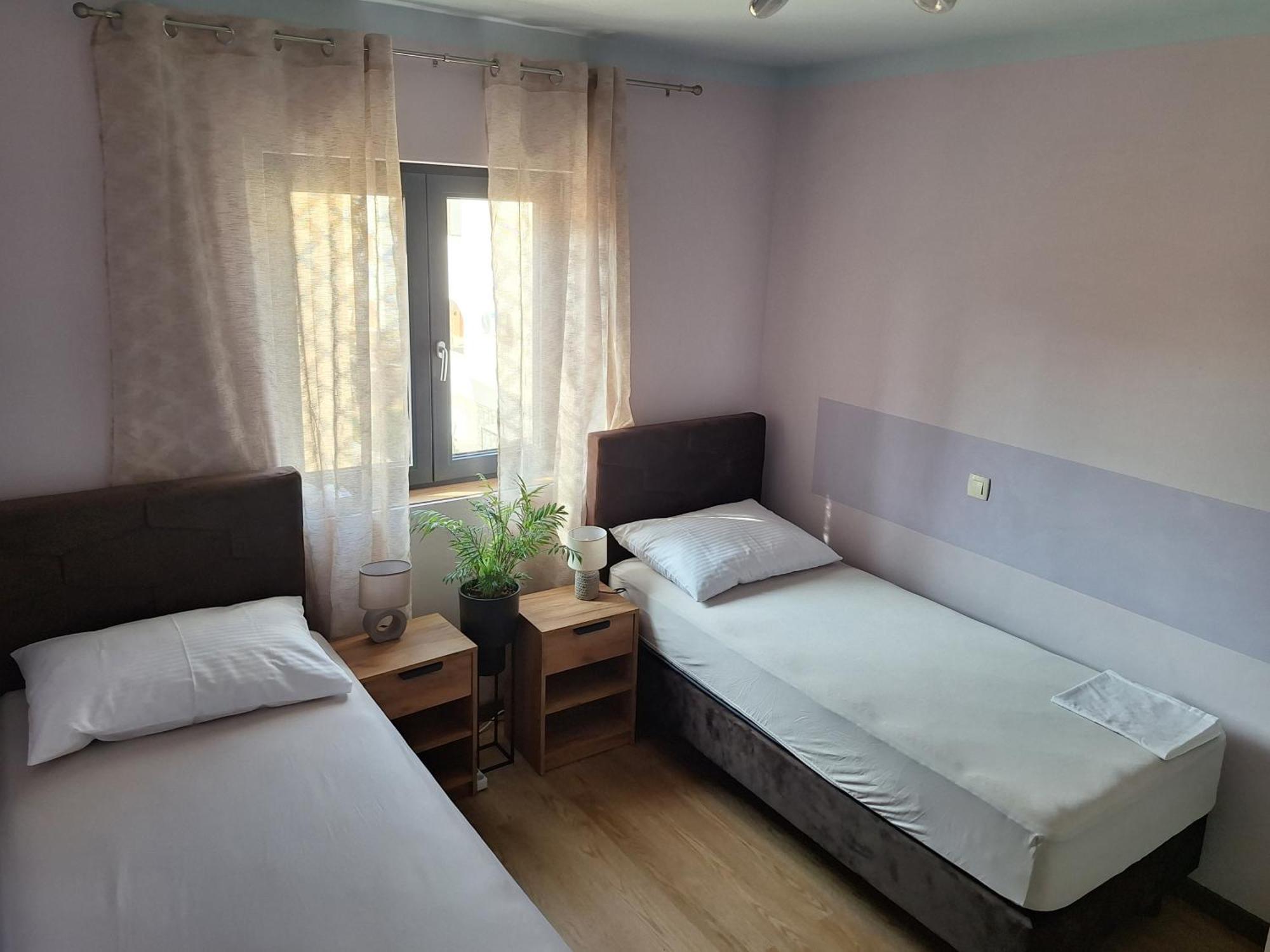 Spacious Modern Apartment Биоград на Мору Екстериор снимка