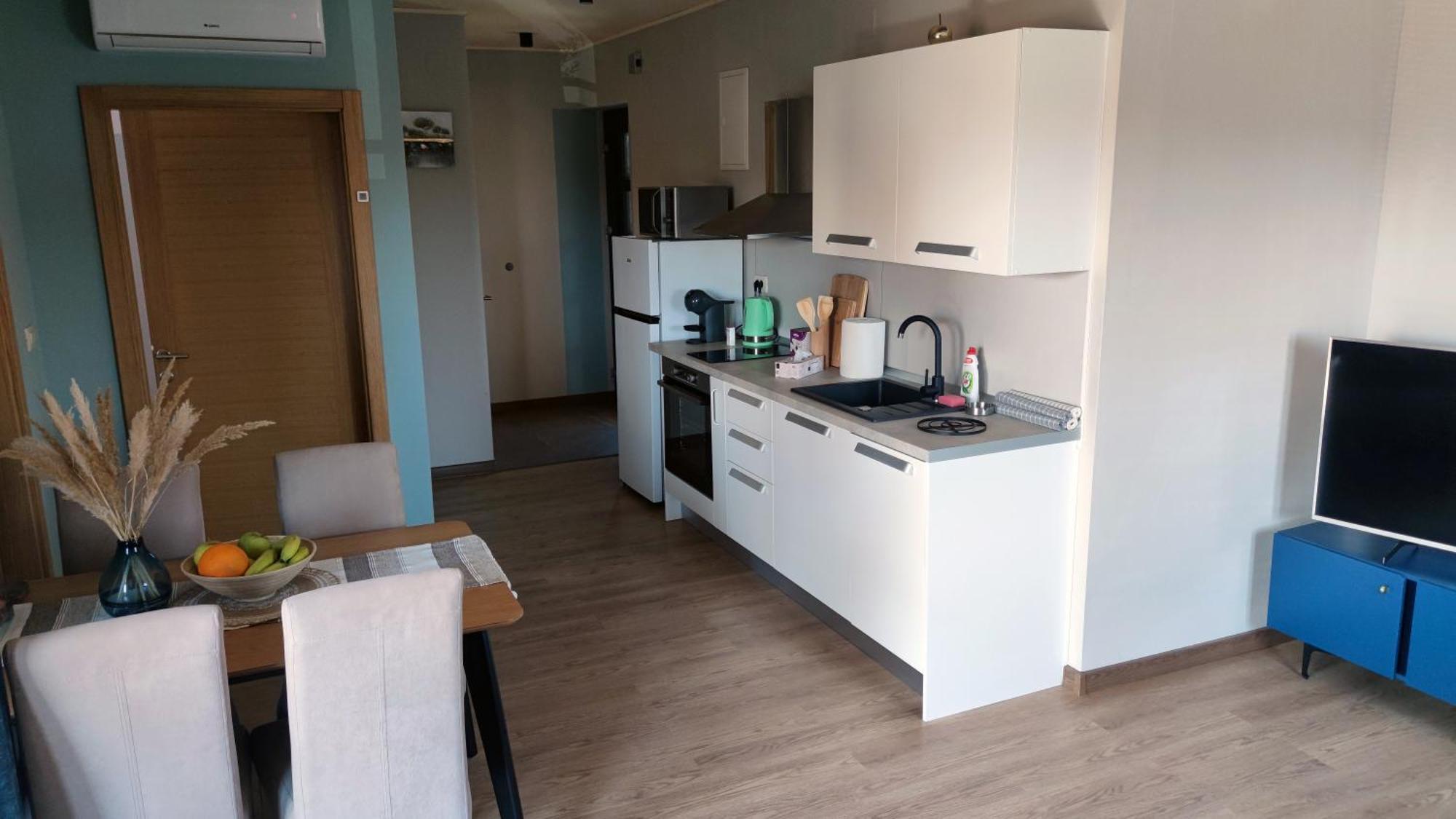 Spacious Modern Apartment Биоград на Мору Екстериор снимка